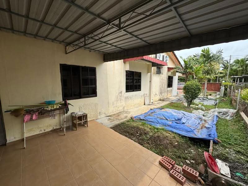 Rumah Berkembar untuk Dijual di Taman Lumba Kuda (Alor Setar) - Ryan Ooi - Exterior - PropertyGuru.com.my