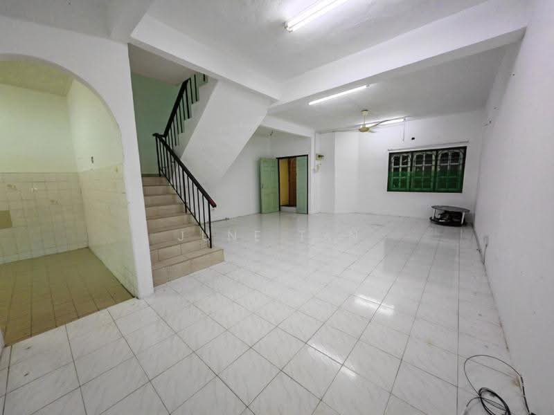 2-storey Terraced House for Sale in Taman Sungai Besi Indah (Seri Kembangan) - June Tan - PropertyGuru.com.my