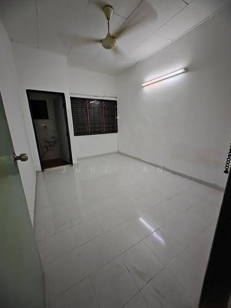 2-storey Terraced House for Sale in Taman Sungai Besi Indah (Seri Kembangan) - June Tan - PropertyGuru.com.my