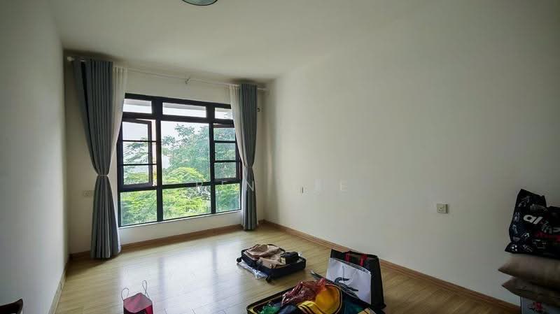 Apartment for Sale at Starview Bay @ Forest City - Ben Lee - Living Room - PropertyGuru.com.my