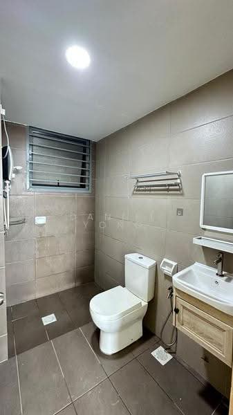 Service Residence for Sale at ARC @ Austin Hills - Daniel Yong - Bathroom - PropertyGuru.com.my