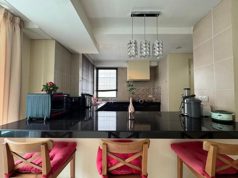 Condominium for Rent at 2 Hampshire - Dan Lo - Kitchen - PropertyGuru.com.my