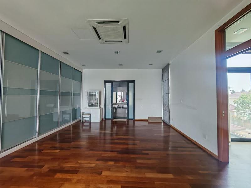 Bungalow House for Sale in Subang Heights (Subang Jaya) - jaret kok - Bedroom - PropertyGuru.com.my