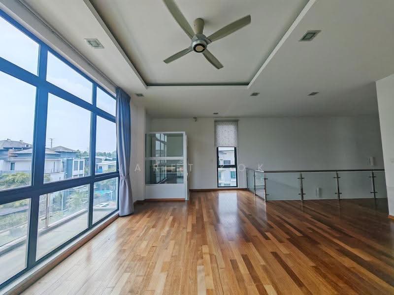 Bungalow House for Sale in Subang Heights (Subang Jaya) - jaret kok - Living Room - PropertyGuru.com.my