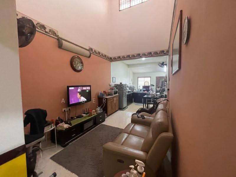 Rumah Teres 1-Tingkat untuk Dijual di Taman Setia Indah (Tebrau) - Albert Liew - Living Room - PropertyGuru.com.my