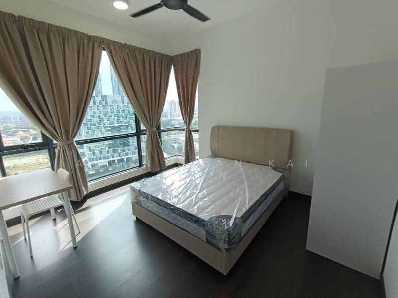 Kondominium untuk Dijual di SKS Pavillion Residences - Alvin Chan Kai Boon - Bedroom - PropertyGuru.com.my