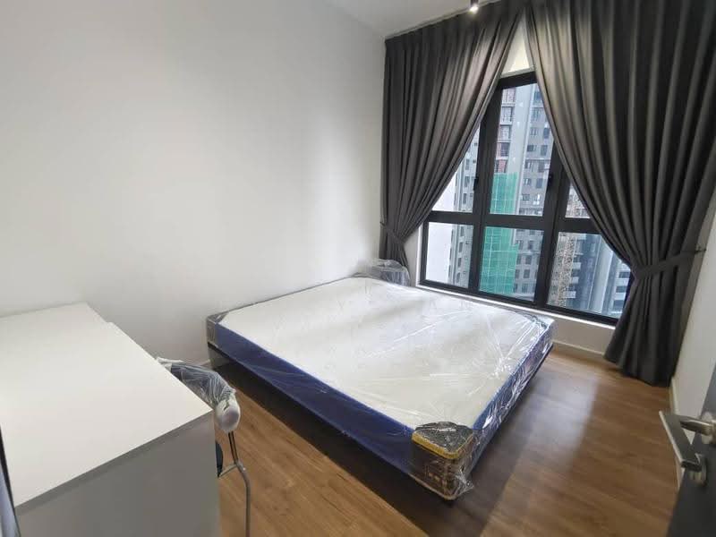 Kediaman Servis untuk Dijual di Sunway Velocity TWO - Billy Tan - Bedroom - PropertyGuru.com.my