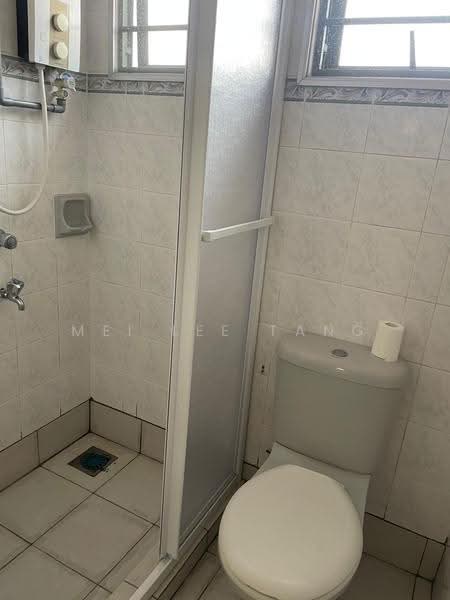 2-storey Terraced House for Rent in Tropicana (Petaling Jaya) - Mei Lee Tang - Bathroom - PropertyGuru.com.my