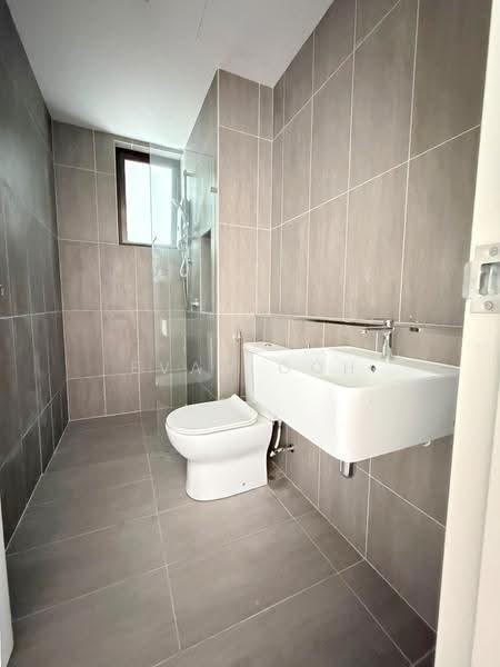Kediaman Servis untuk Dijual di The Pulse Residence - Evan Goh - Bathroom - PropertyGuru.com.my