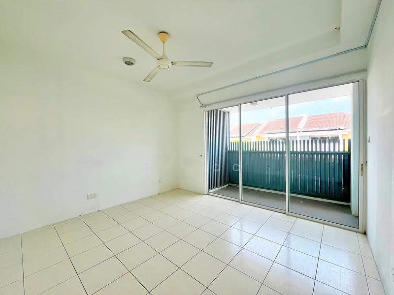 Rumah Teres 2-Tingkat untuk Disewa di Bandar Teknologi Kajang (Kajang) - GK Hoo - Balcony - PropertyGuru.com.my
