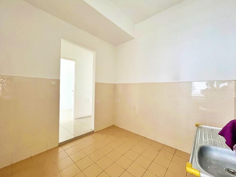 Rumah Teres 2-Tingkat untuk Disewa di Bandar Teknologi Kajang (Kajang) - GK Hoo - Kitchen - PropertyGuru.com.my