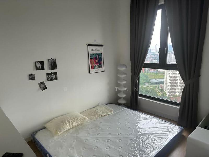 Kediaman Servis untuk Dijual di Sunway Velocity TWO - Billy Tan - Bedroom - PropertyGuru.com.my