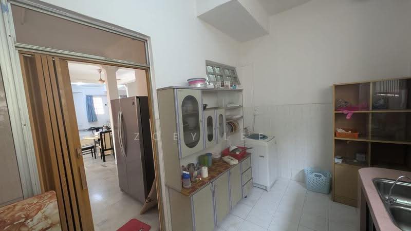 Semi-Detached House for Sale in Taman Skudai Baru (Skudai) - Zoey Lee - Kitchen - PropertyGuru.com.my