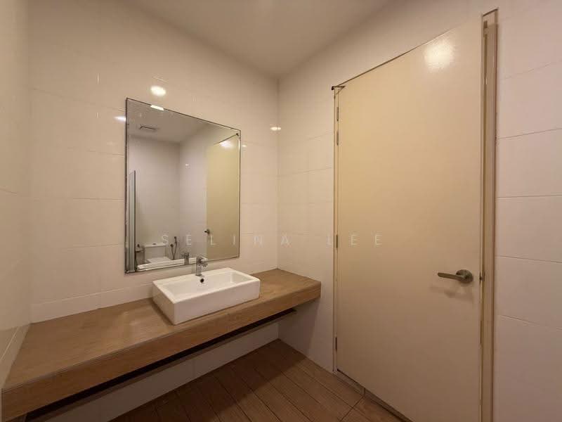 Kondominium untuk Disewa di The Parque Residences - Selina Lee - Bathroom - PropertyGuru.com.my