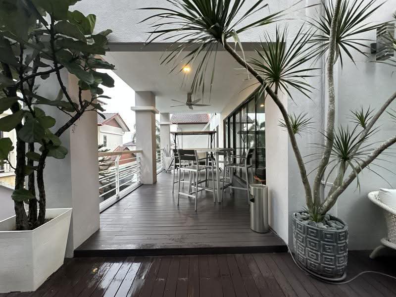 Rumah Banglo untuk Dijual di Taman Melawati (Ulu Kelang) - Anna H - Balcony - PropertyGuru.com.my