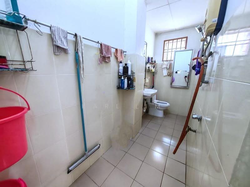 1-storey Terraced House for Sale in Bukit Indah (Iskandar Puteri (Nusajaya)) - Karl Lim - Bathroom - PropertyGuru.com.my