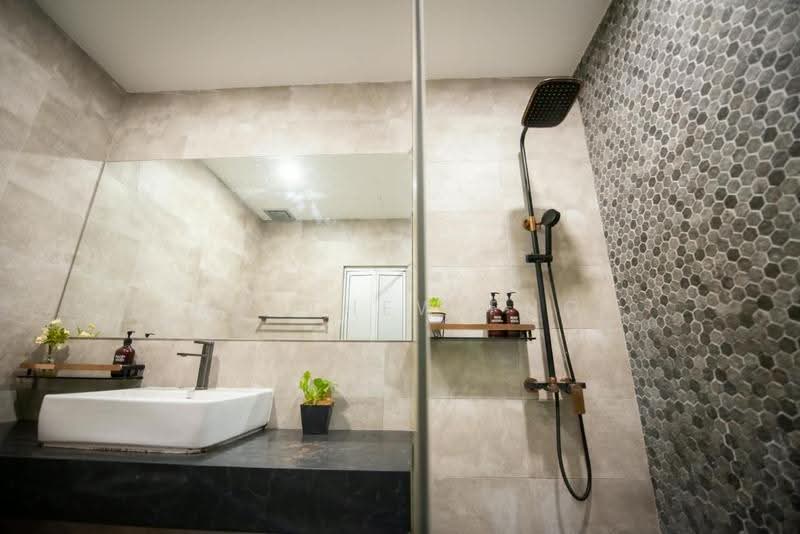 1.5-storey Terraced House for Sale in Fettes Park (Tanjung Tokong) - Matthew Png - Bathroom - PropertyGuru.com.my