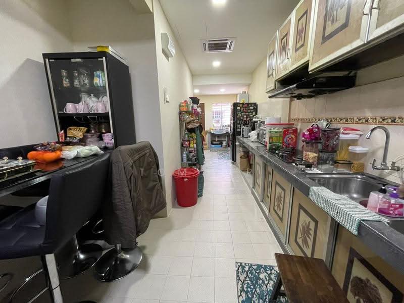 Rumah Teres untuk Dijual di Taman Bersatu (Rawang) - Tom Yip - Kitchen - PropertyGuru.com.my