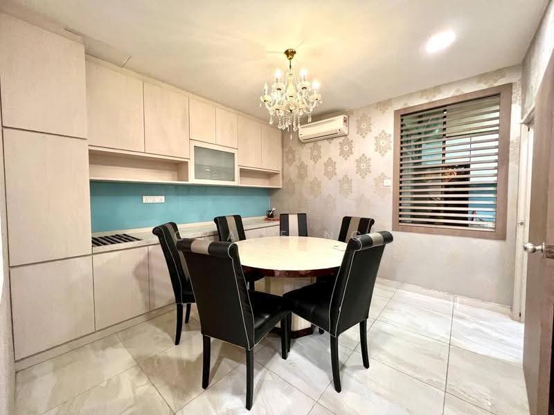 Rumah Kluster untuk Dijual di Austin Heights (Tebrau) - Grace Ng - Dining Room - PropertyGuru.com.my