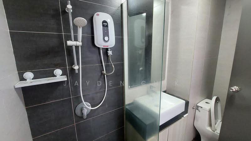 Condominium for Rent at Queensville - Jayden Chik - Bathroom - PropertyGuru.com.my