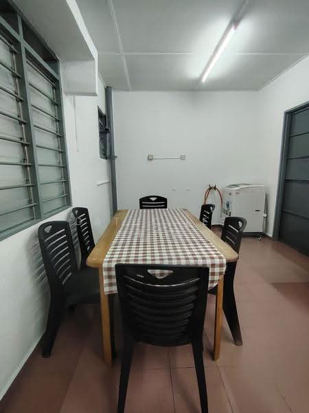 2-storey Terraced House for Rent in Taman Cempaka (Ipoh) - Datuk Lee Heng - Dining Room - PropertyGuru.com.my