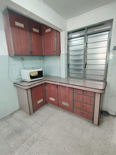 2-storey Terraced House for Rent in Taman Cempaka (Ipoh) - Datuk Lee Heng - Kitchen - PropertyGuru.com.my