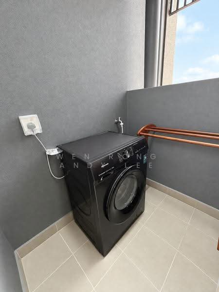 Kondominium untuk Dijual di Sunway Lagoon View Resort Condominium - Wen Rong Andy Lee - Balcony - PropertyGuru.com.my