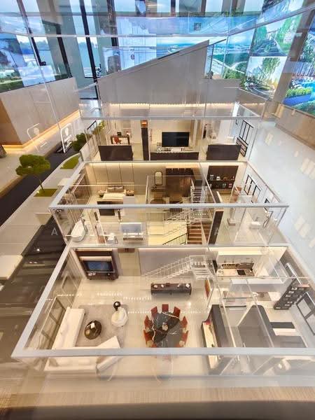 3-storey Terraced House for Sale in Cyberjaya (Selangor) - Aizuddin Ali - Living Room - PropertyGuru.com.my