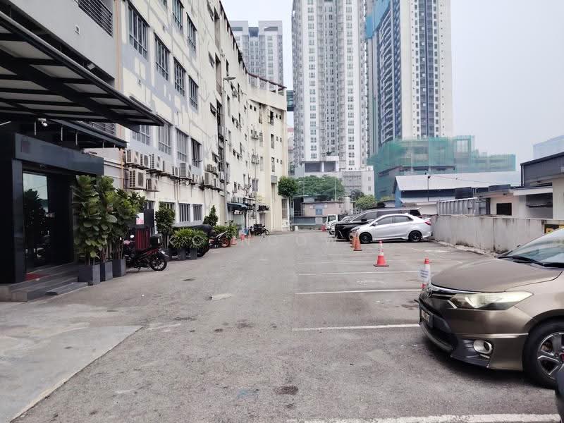 Shop / Office for Rent in Kuchai Lama (Kuala Lumpur) - KC Ngow . - Exterior - PropertyGuru.com.my