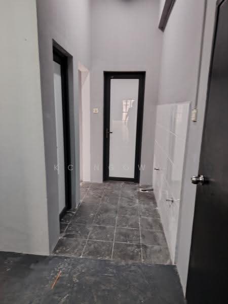 Shop / Office for Rent in Kuchai Lama (Kuala Lumpur) - KC Ngow . - PropertyGuru.com.my