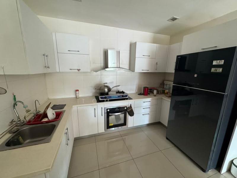 Condominium for Sale at T-Parkland - Tom Yip - Kitchen - PropertyGuru.com.my