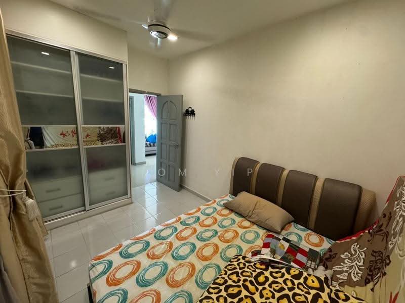 Condominium for Sale at T-Parkland - Tom Yip - Bedroom - PropertyGuru.com.my