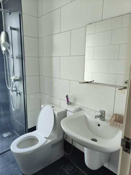Kediaman Servis untuk Disewa di Univ 360 Place - Darren Chan - Bathroom - PropertyGuru.com.my