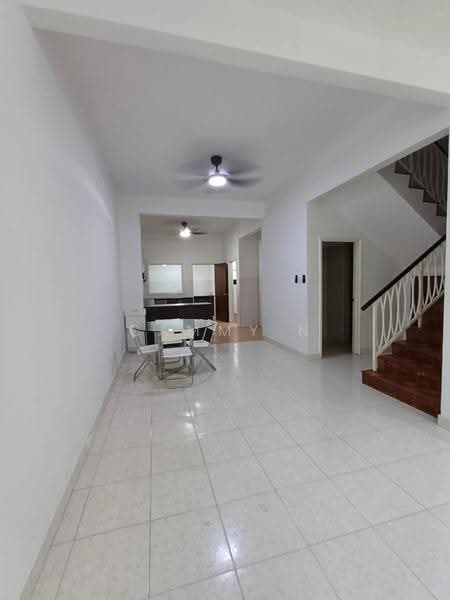 2.5-storey Terraced House for Sale in Jalan Ipoh (Kuala Lumpur) - Cammy N - Living Room - PropertyGuru.com.my