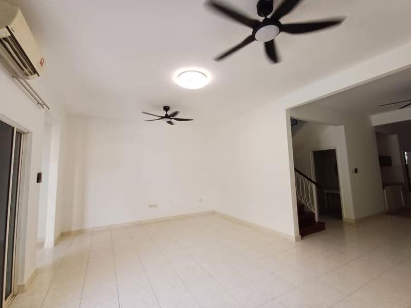 2.5-storey Terraced House for Sale in Jalan Ipoh (Kuala Lumpur) - Cammy N - Living Room - PropertyGuru.com.my