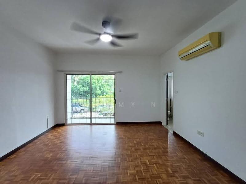 2.5-storey Terraced House for Sale in Jalan Ipoh (Kuala Lumpur) - Cammy N - Living Room - PropertyGuru.com.my