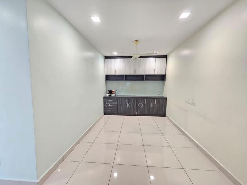 Terraced House for Sale in TAMAN PUCHONG UTAMA (Puchong) - Leo Koh - Living Room - PropertyGuru.com.my