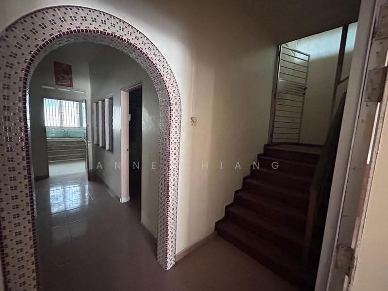 Komersial Berkembar untuk Disewa di Taman Pelangi (Johor Bahru) - Anne Chiang - Corridor - PropertyGuru.com.my