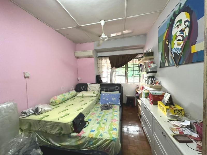2-storey Terraced House for Sale in Usj 2 (Subang Jaya) - Davis Ong - Bedroom - PropertyGuru.com.my
