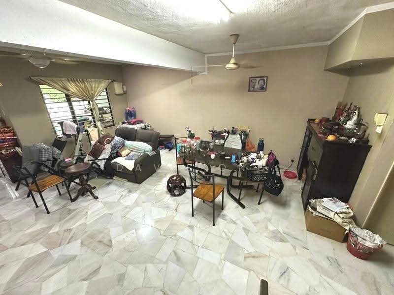 2-storey Terraced House for Sale in Usj 2 (Subang Jaya) - Davis Ong - Living Room - PropertyGuru.com.my
