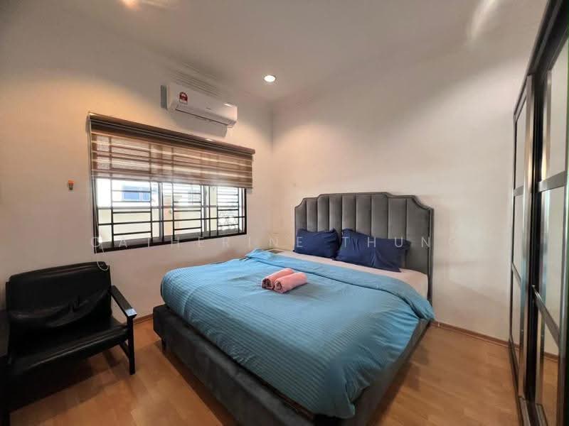 Semi-Detached House for Sale in Taman Abad (Johor Bahru) - Catherine Thung - Bedroom - PropertyGuru.com.my