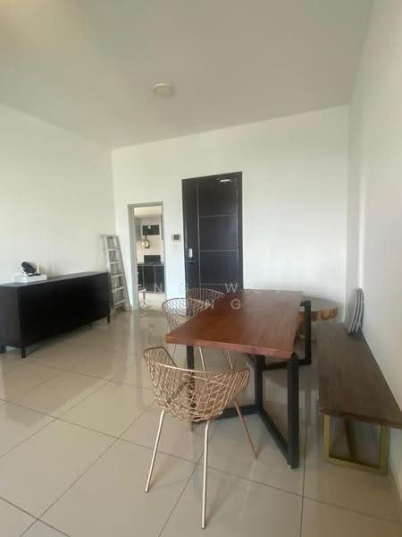 Kediaman Servis untuk Dijual di D'Summit Residences - Jing Wei Wong - Dining Room - PropertyGuru.com.my