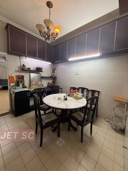 2-storey Terraced House for Sale in Taman Pinggiran Usj (Subang Jaya) - Daniel Kok - Dining Room - PropertyGuru.com.my
