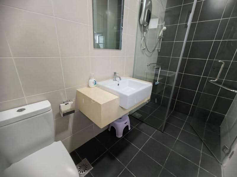 Service Residence for Sale at Meridin Suites @ The Meridin - Fiona Lai - Bathroom - PropertyGuru.com.my
