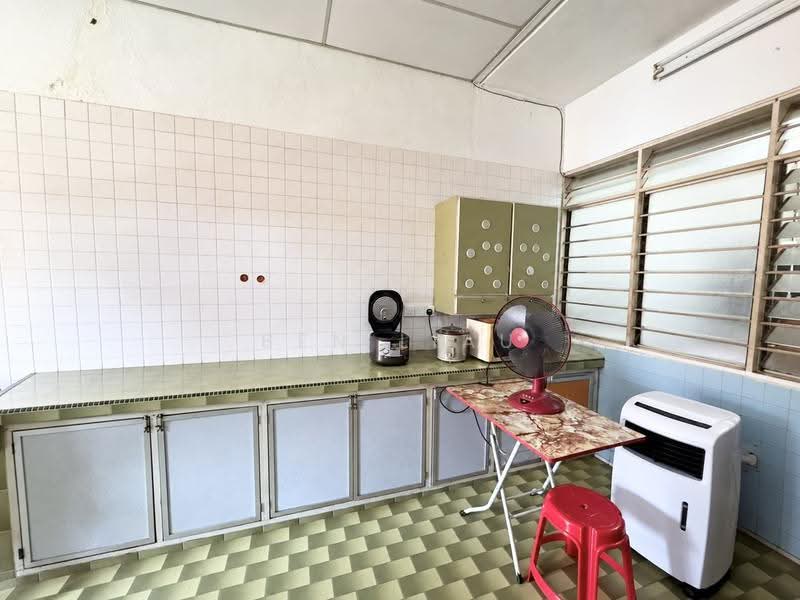 Rumah Teres untuk Dijual di Island Glades (Jelutong) - Ben Liau - Kitchen - PropertyGuru.com.my