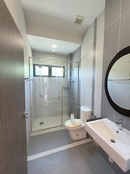 Bungalow House for Sale in Nilai (Negeri Sembilan) - Xavier Lim - Bathroom - PropertyGuru.com.my