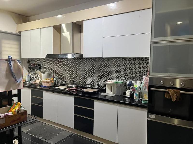 3-storey Terraced House for Sale in Kampung Sungai Nibong (Bayan Lepas) - Png Lee Peng - PropertyGuru.com.my