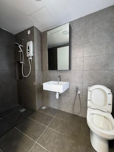 Condominium for Rent at D'Terra Residences - Ray Soo - Bathroom - PropertyGuru.com.my