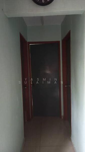 Pangsapuri untuk Dijual di Apartment Bayu - Yasmin Sulaiman - Corridor - PropertyGuru.com.my