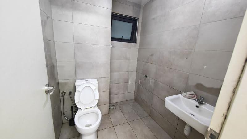Kediaman Servis untuk Disewa di Savio @ Riana Dutamas - GEE Lee - Bathroom - PropertyGuru.com.my